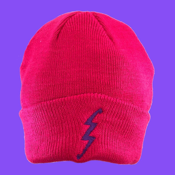 Barreltopia-gorro-rosa